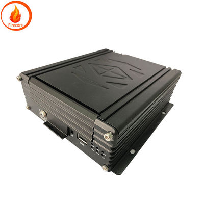 Montowany rejestrator DVR CAR Monitoring Dysk twardy System DVR czterokanałowy