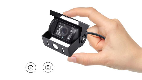 Uniwersalna 12V Dash Cam Maxi Truck Camera z wbudowaną w 18 IR LED do pomocy nocnej